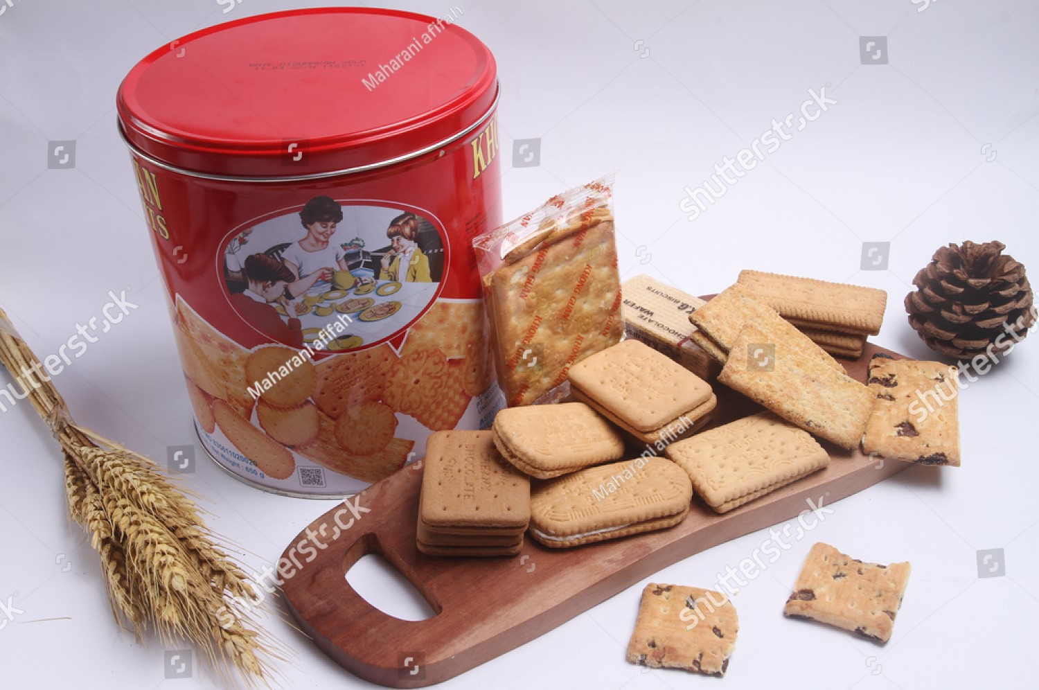 Khong Guan Celebrates Holiday with Happiness Sharing Program